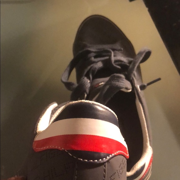 Shoes - Picture 5 of 5